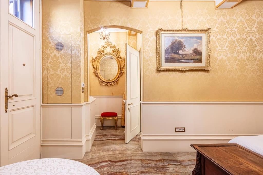 Ground Floor Luxe Historic Studio City Centre Leilighet Bologna Eksteriør bilde